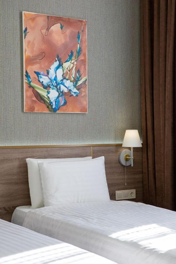 Four Rooms City Harkiv Dış mekan fotoğraf